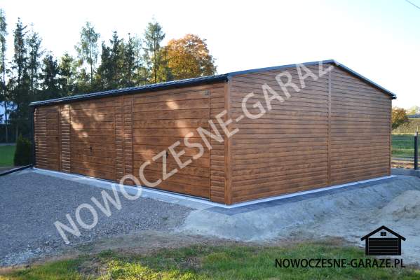 Garaż drewnopodobny 9m x 6m Kolor ścian i bram: Złoty dąb jasny